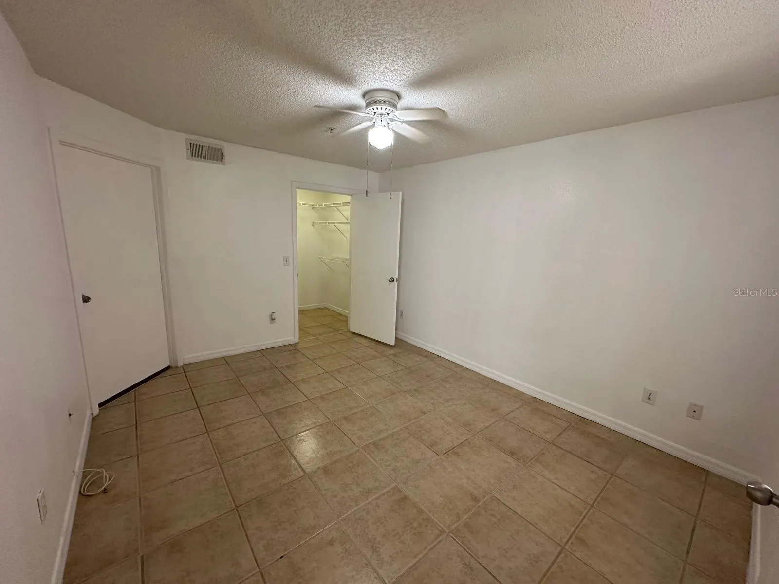 2210 GRAND CAYMAN CT #1711, #1711
