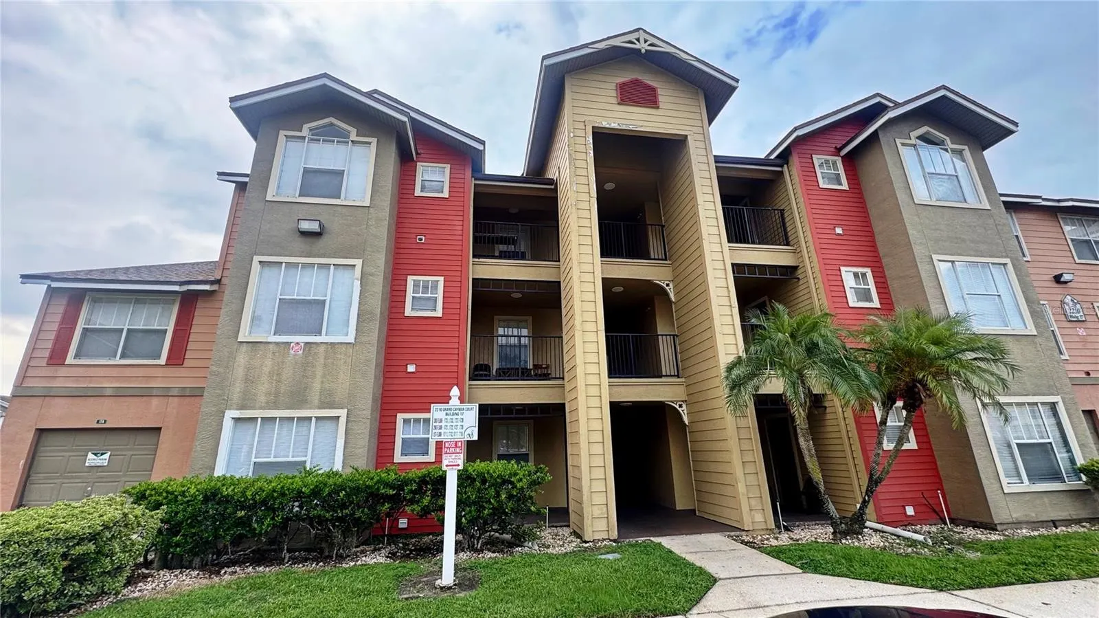 2210 GRAND CAYMAN CT #1711, #1711
