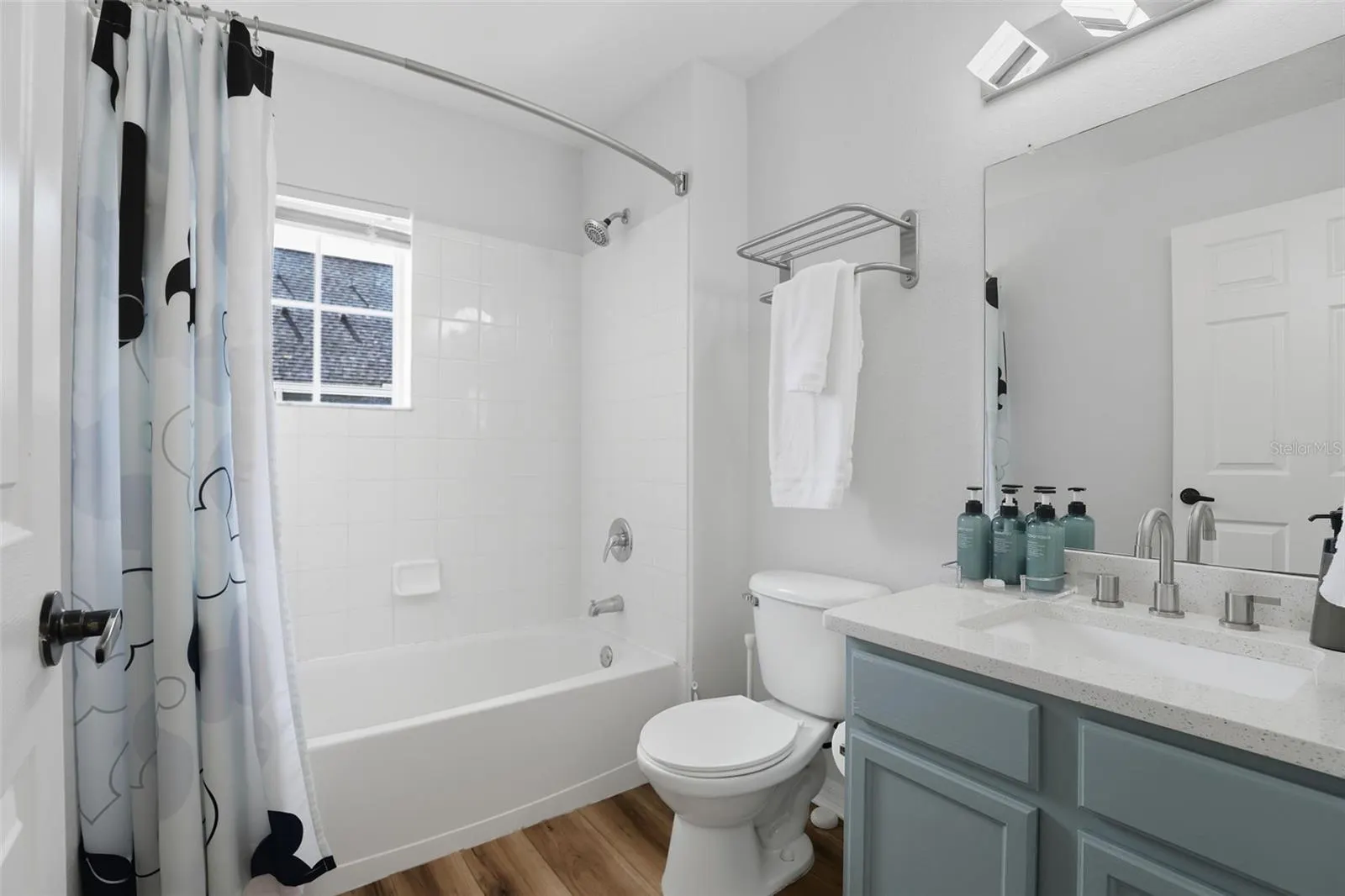 2606 LODI CIR #102, #102