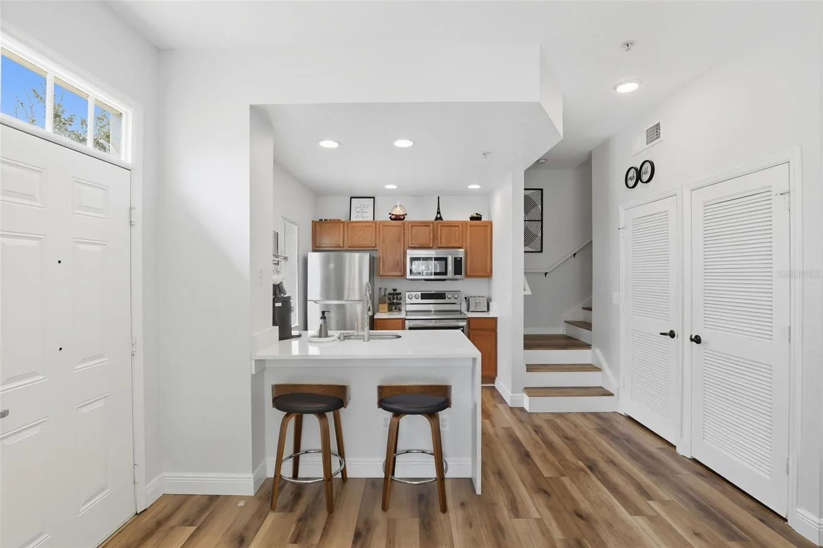 2606 LODI CIR #102, #102