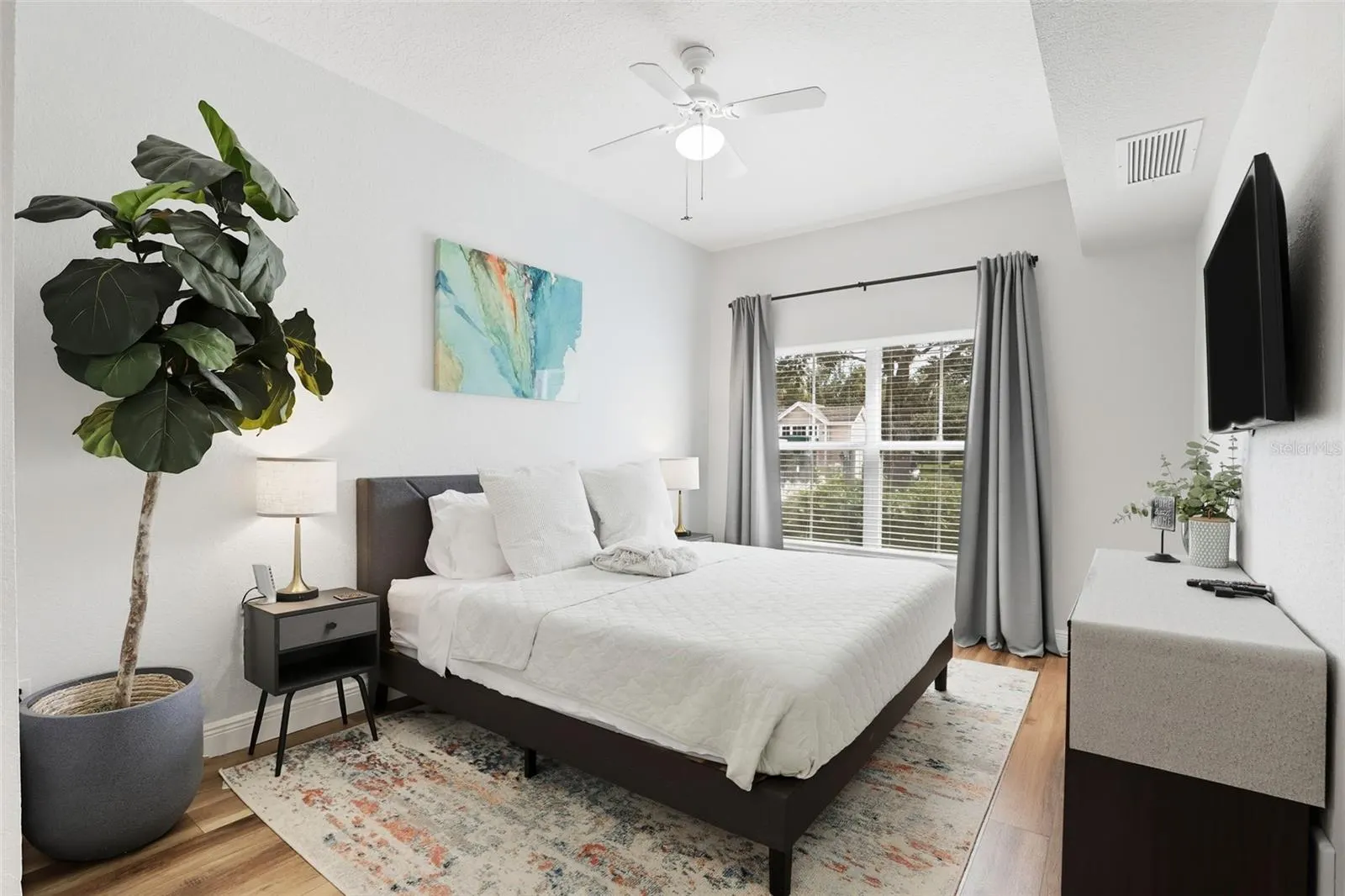 2606 LODI CIR #102, #102
