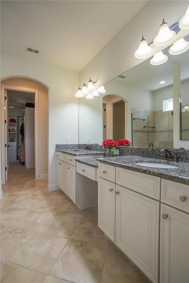 12071 ULETA LN