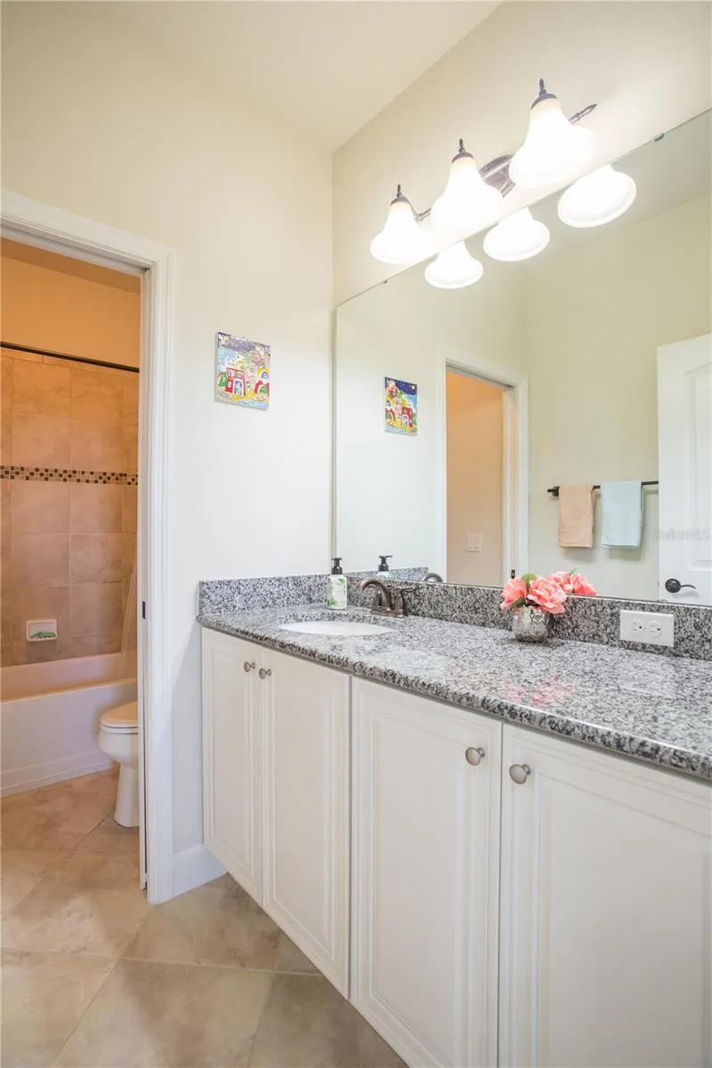 12071 ULETA LN
