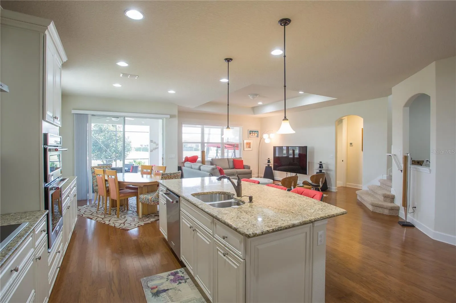 12071 ULETA LN
