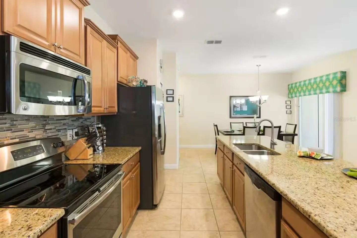 4874 CLOCK TOWER DR