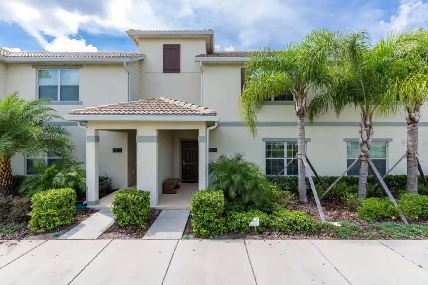 4874 CLOCK TOWER DR