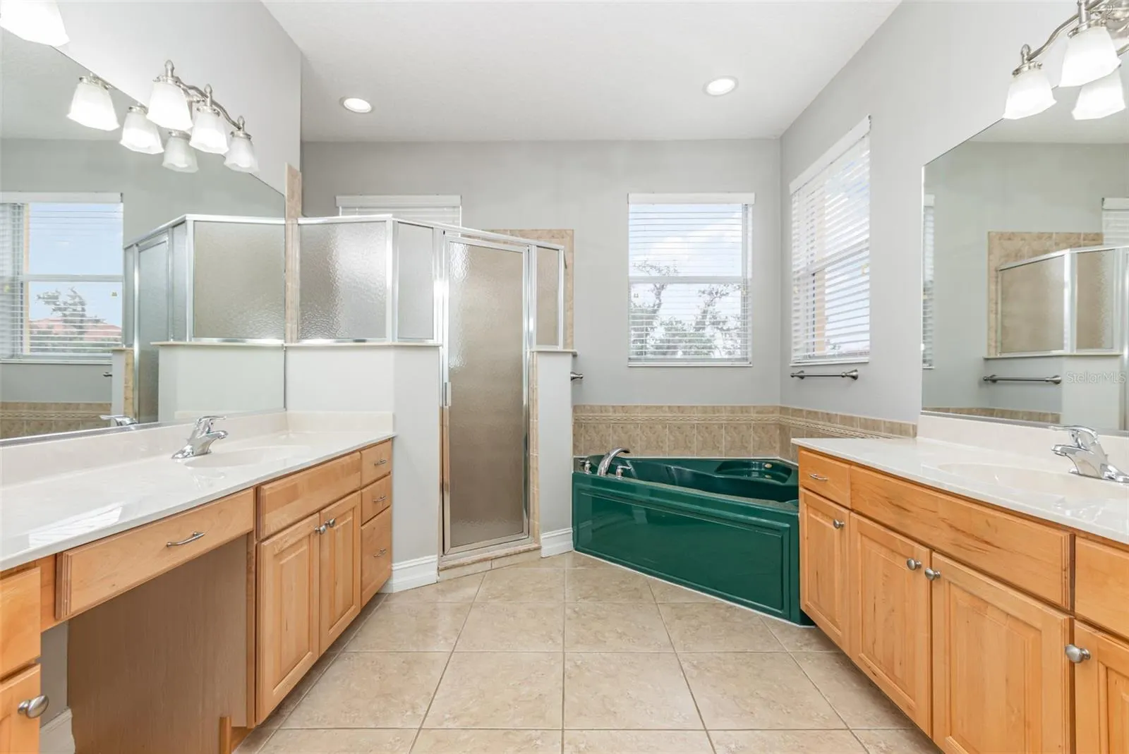 1304 3RD STREET CIR E