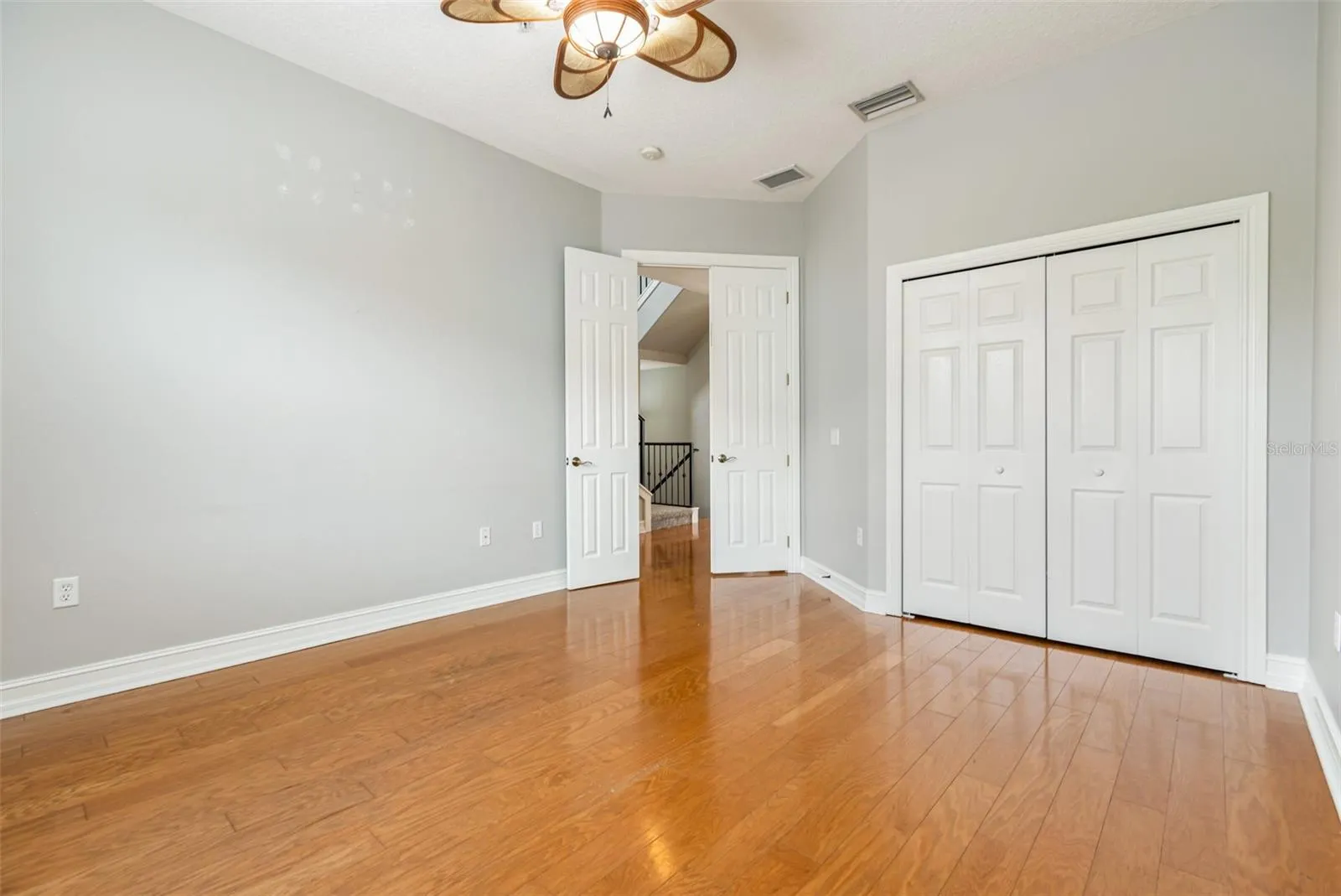 1304 3RD STREET CIR E