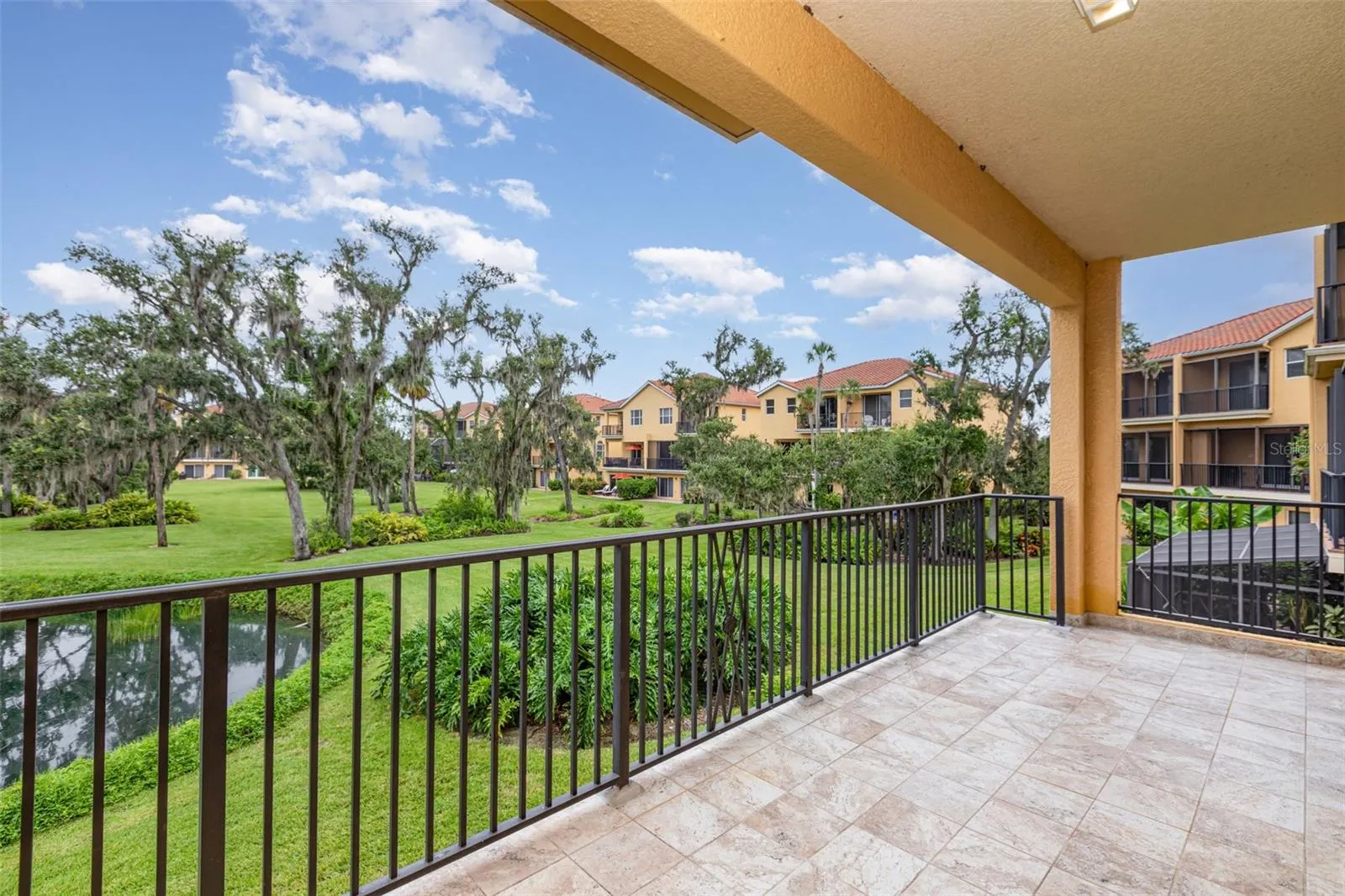 1304 3RD STREET CIR E