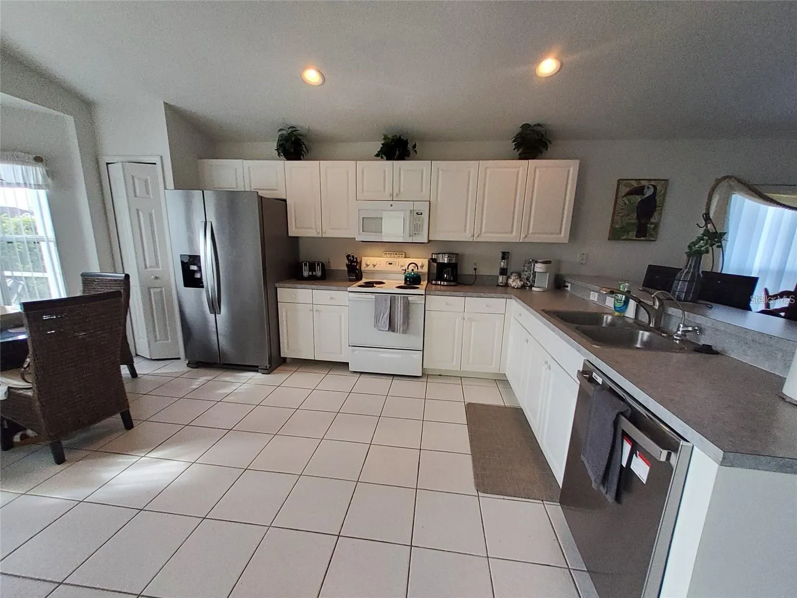 213 HIGH POINT DR