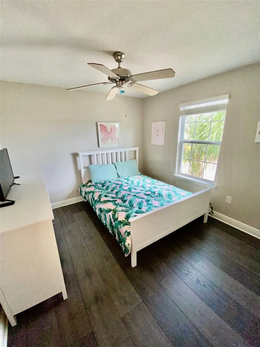 124 WHIRLAWAY DR