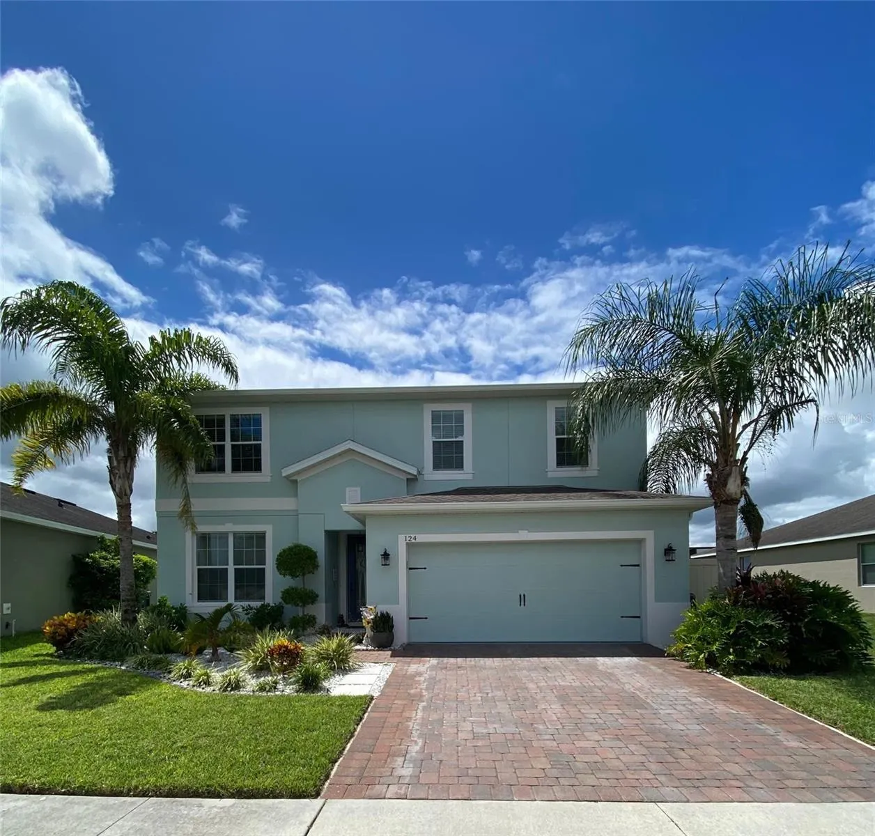 124 WHIRLAWAY DR