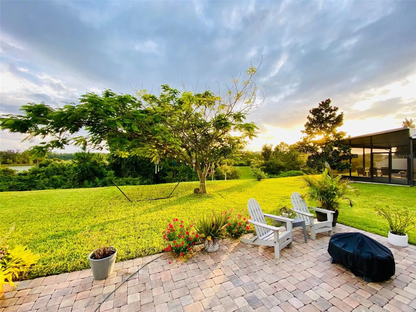 124 WHIRLAWAY DR