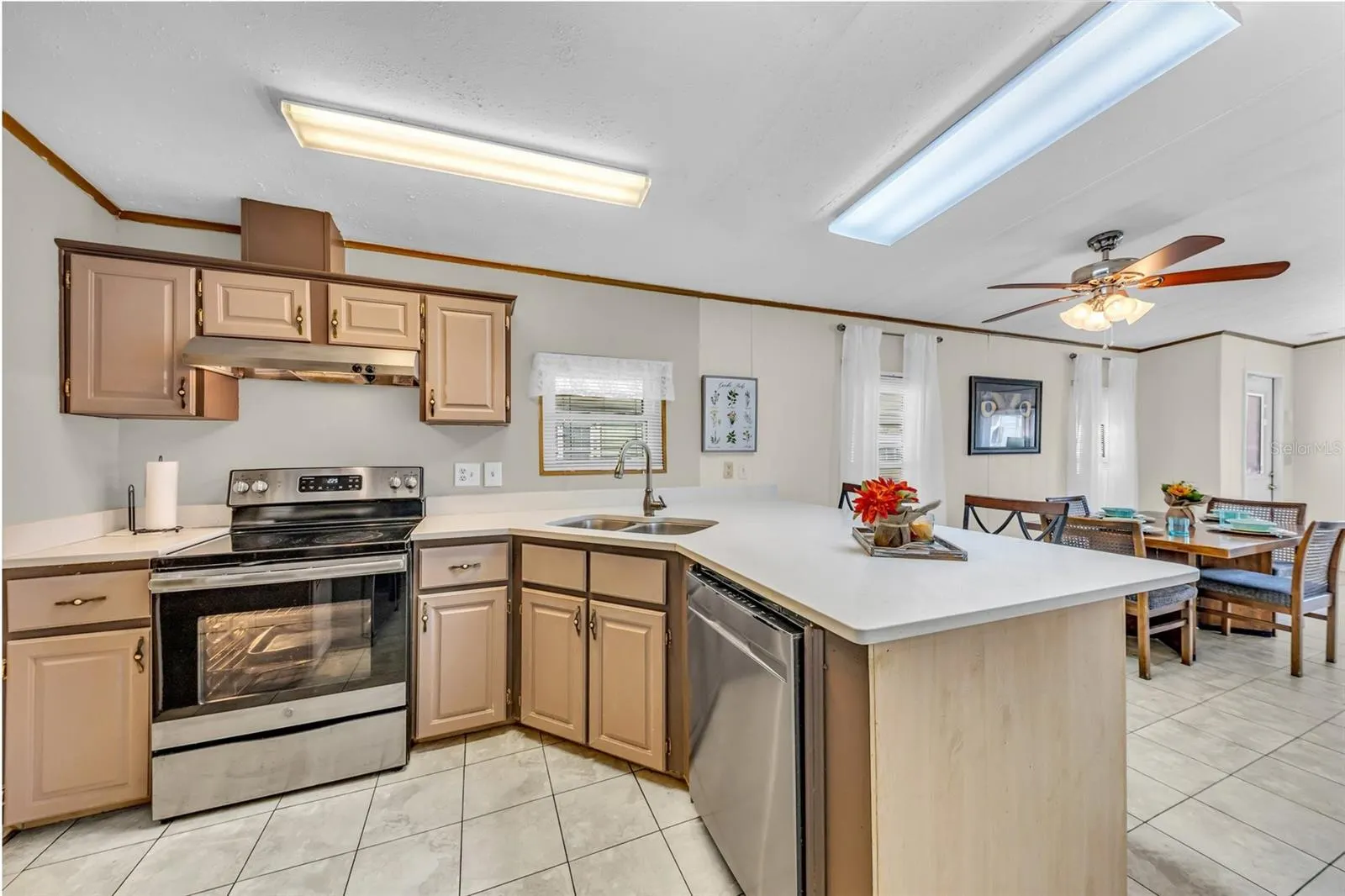453 TIVOLI PARK DR