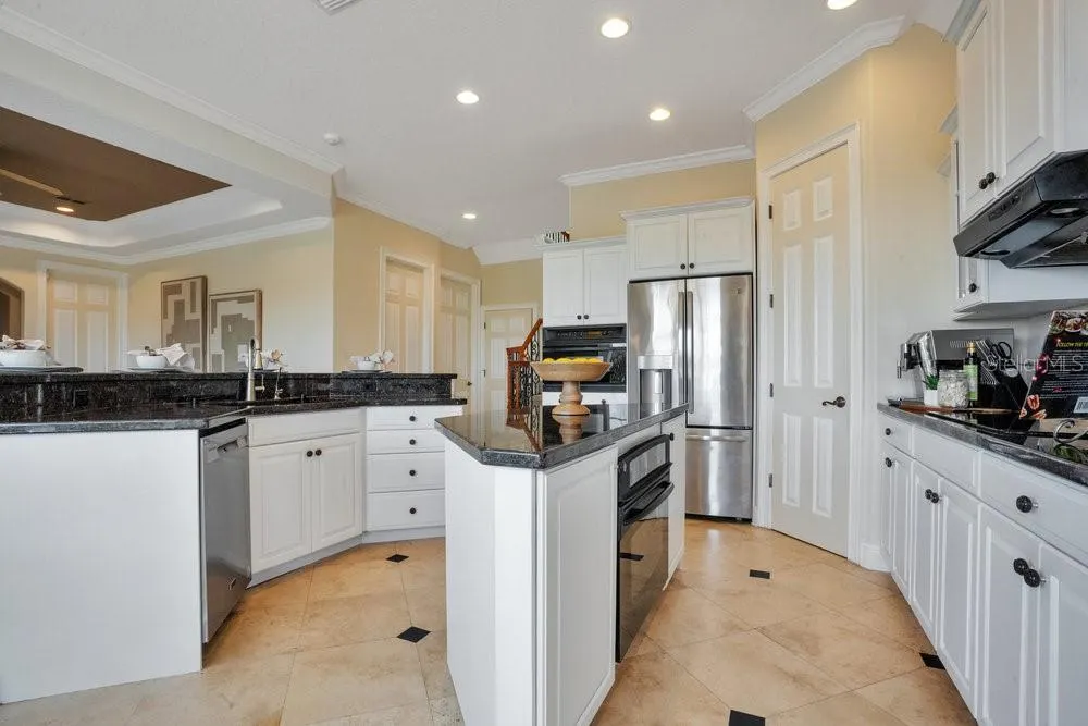 13527 LAKE CAWOOD DR