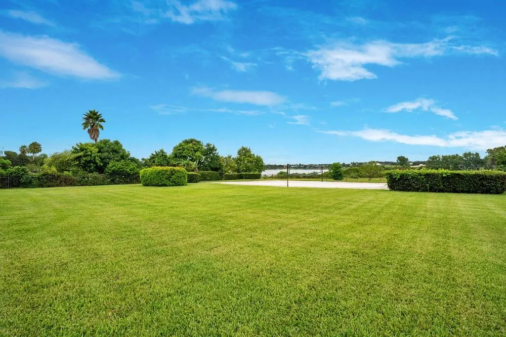 13527 LAKE CAWOOD DR