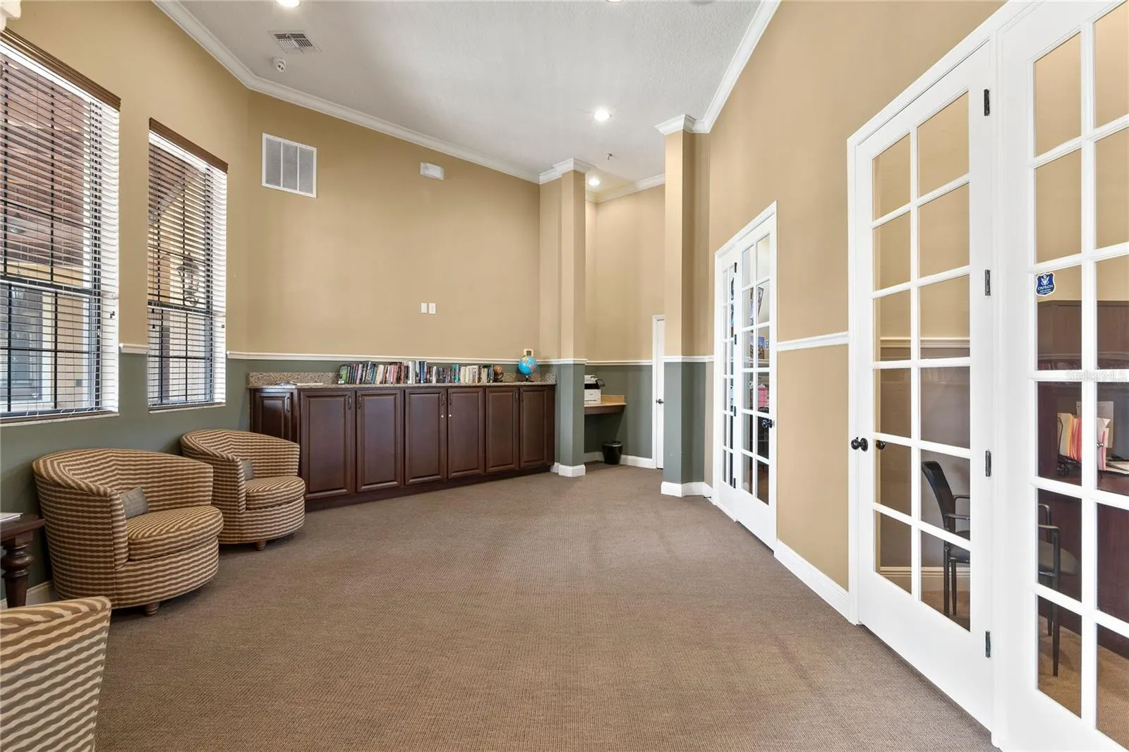 3433 MESSINA DR
