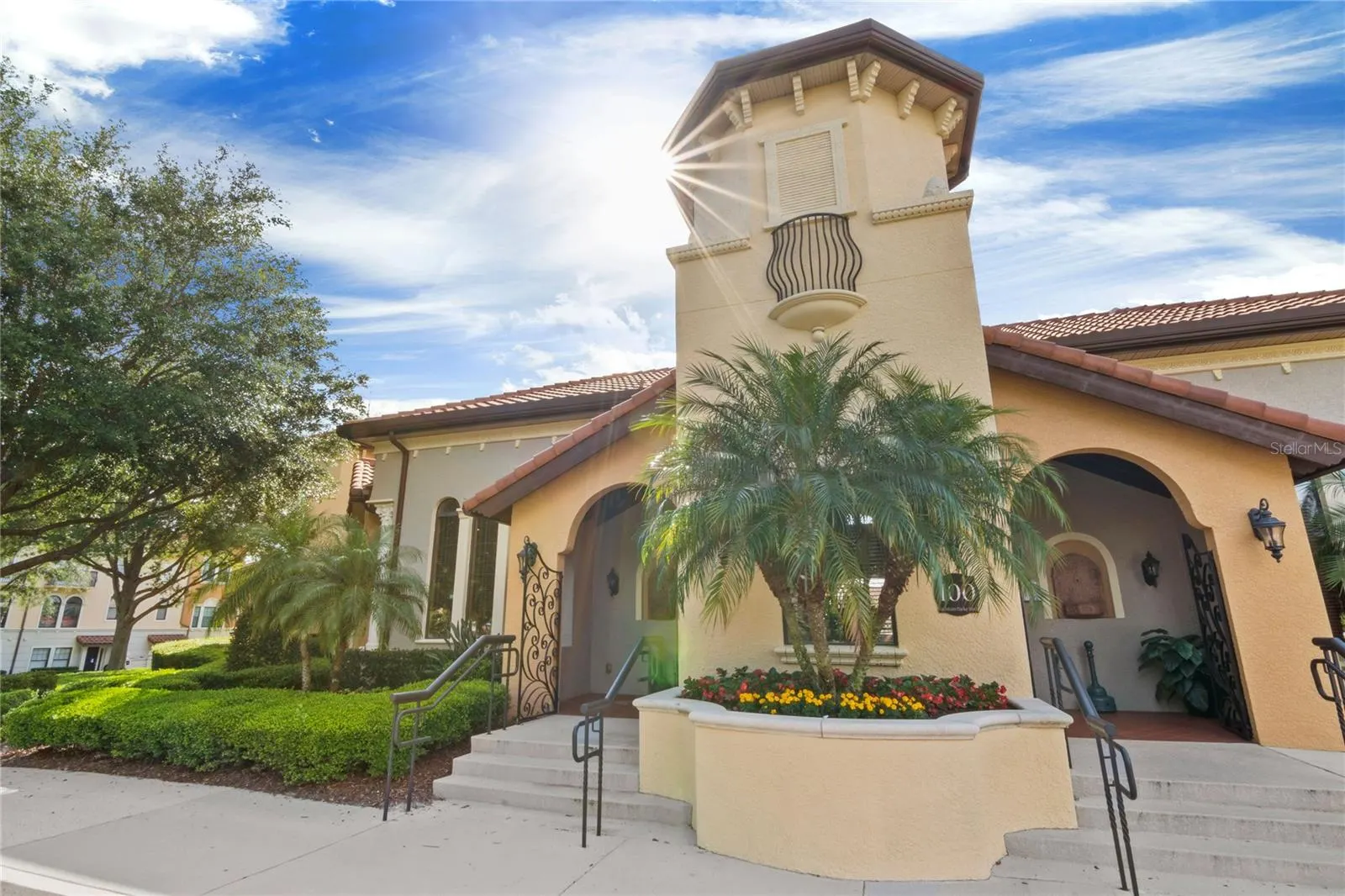 3433 MESSINA DR
