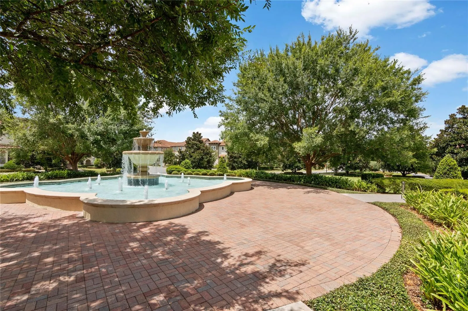3433 MESSINA DR