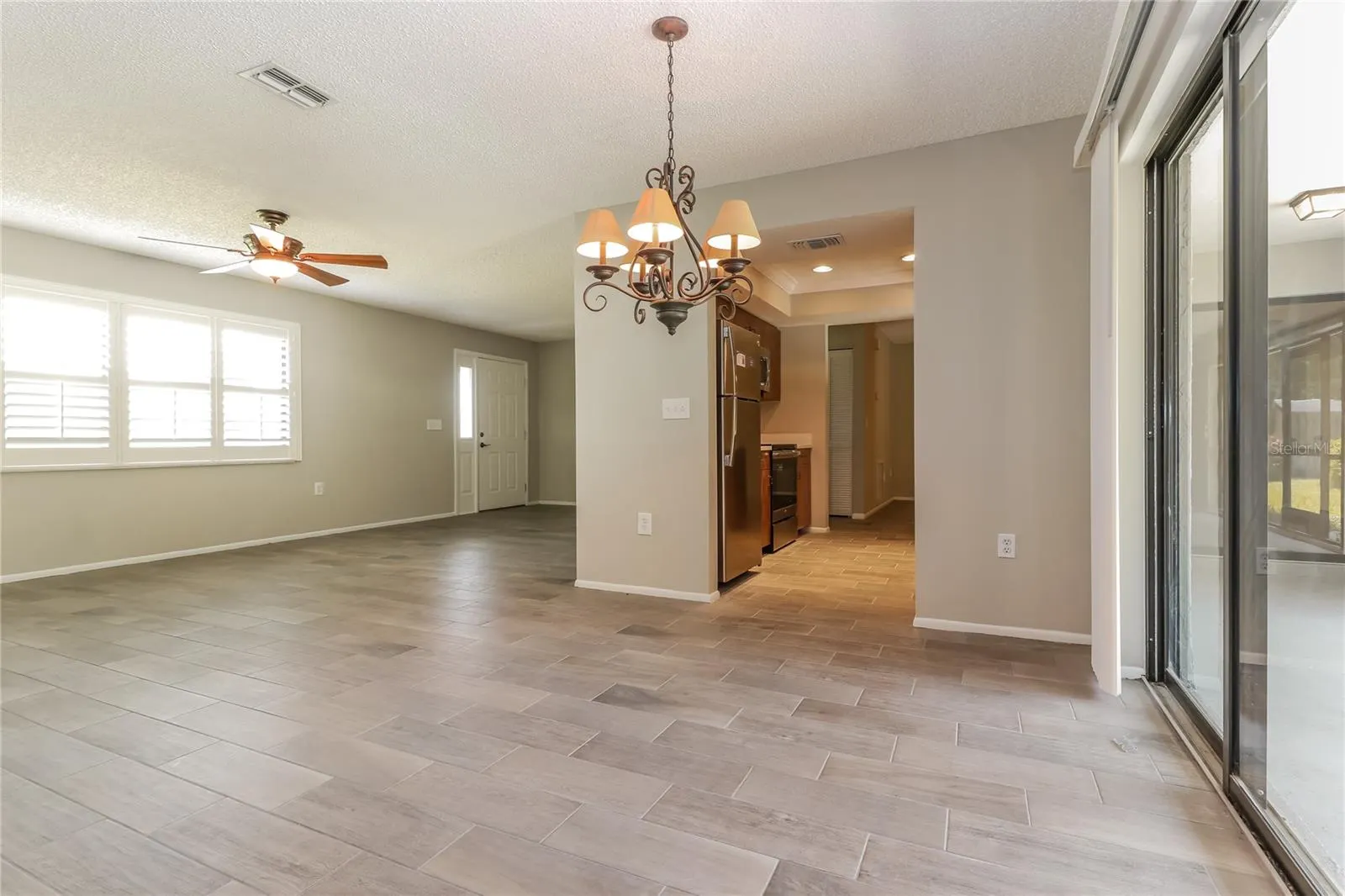 5048 BRANDEIS CIR S