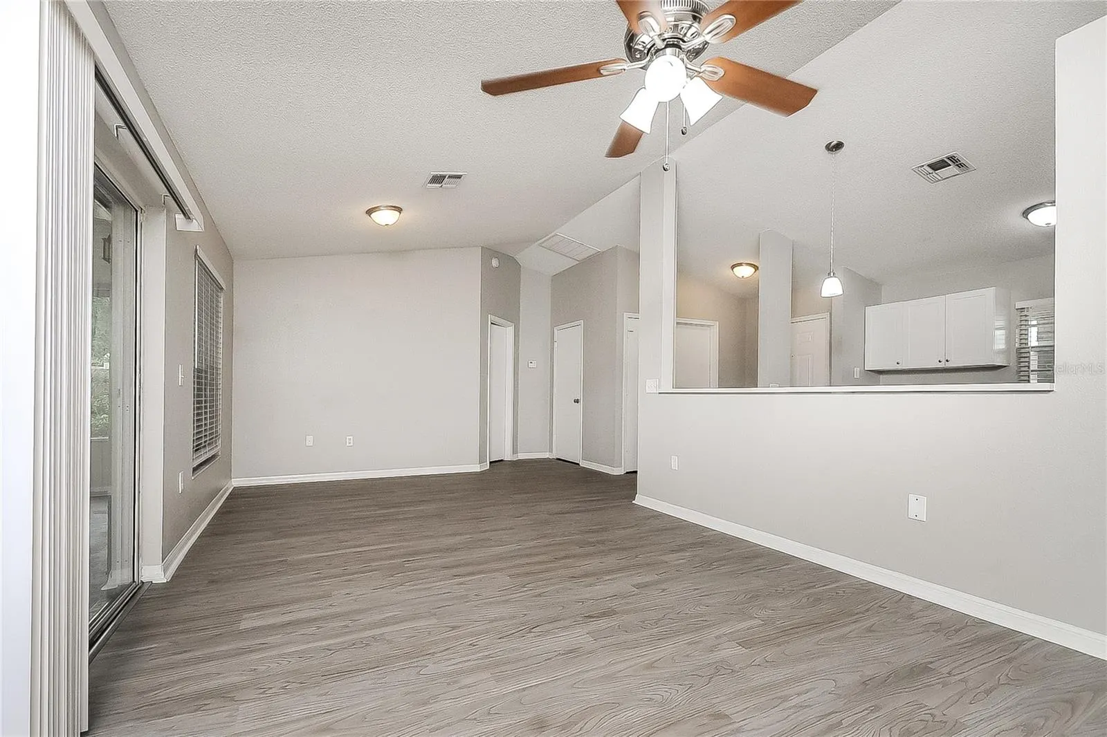 3736 IMPERIAL DR