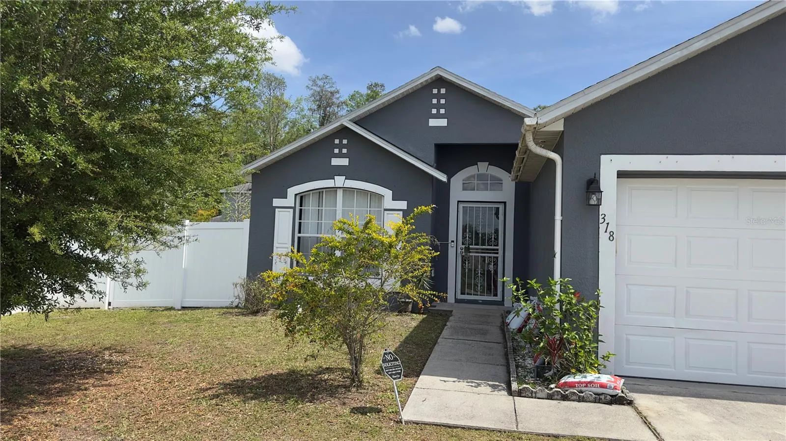 318 COLONY CT