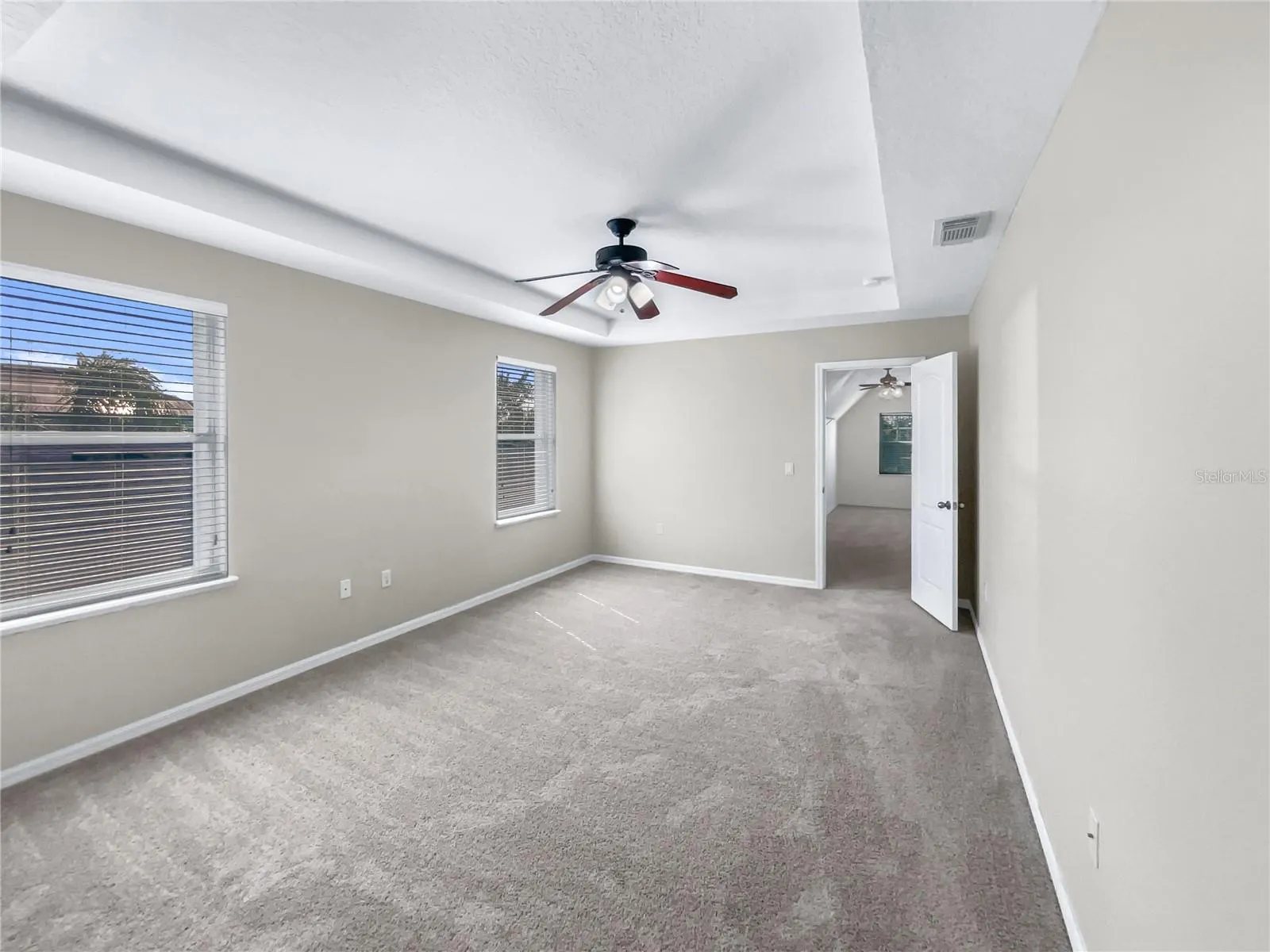5361 SILVER THISTLE LN