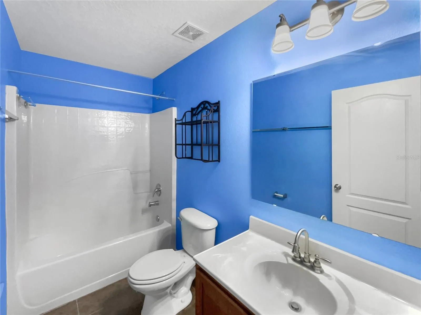 5361 SILVER THISTLE LN