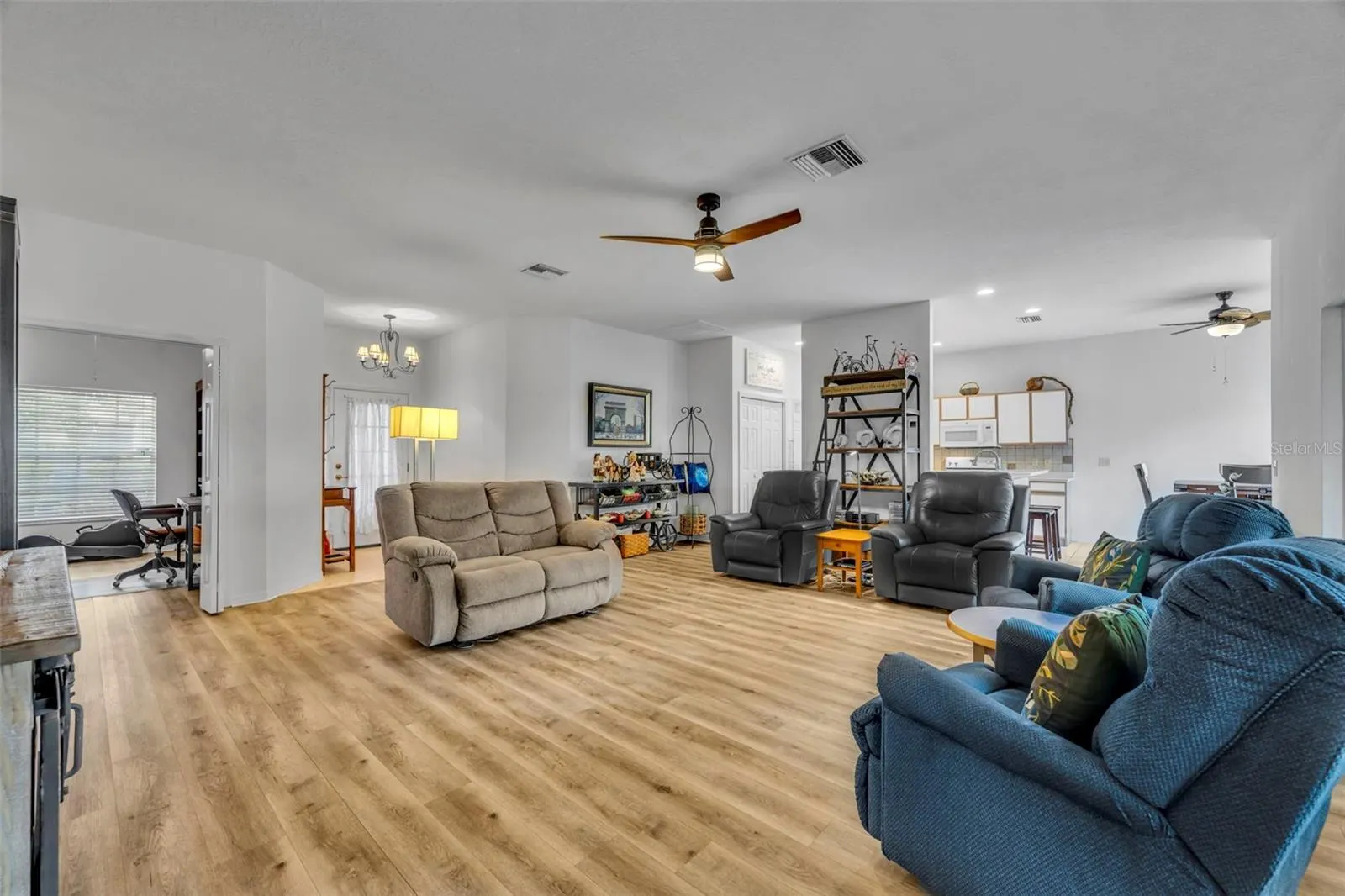 4115 ABERDEEN LN