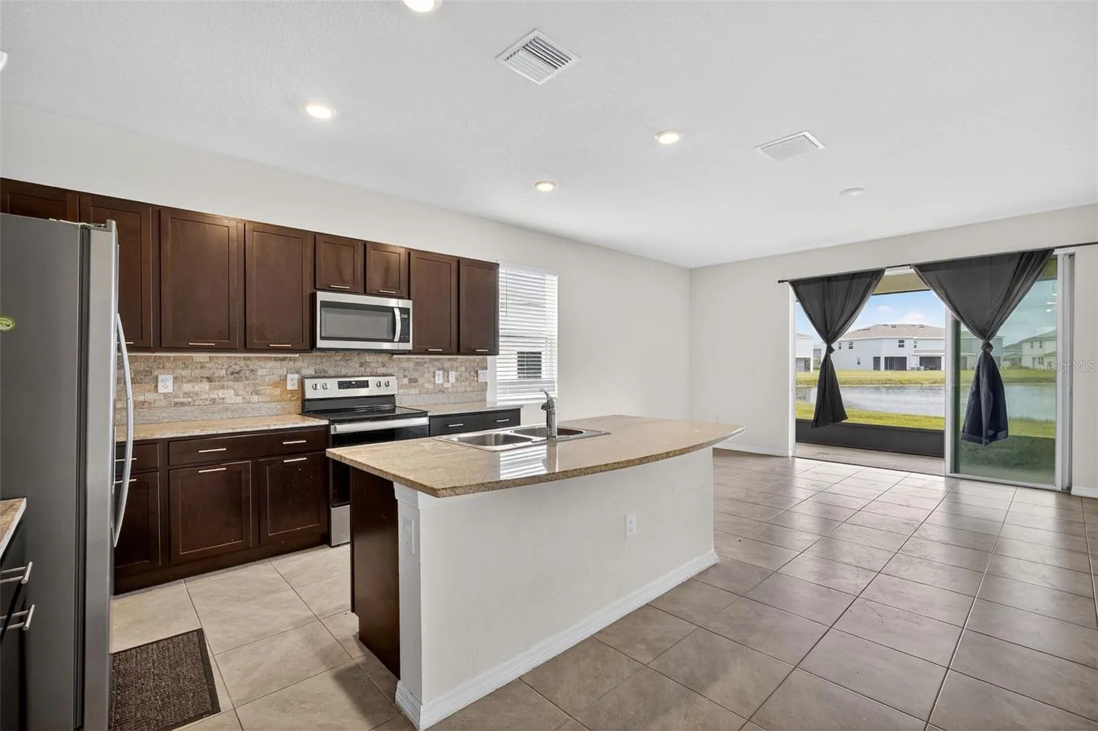 11407 PLANETREE PL