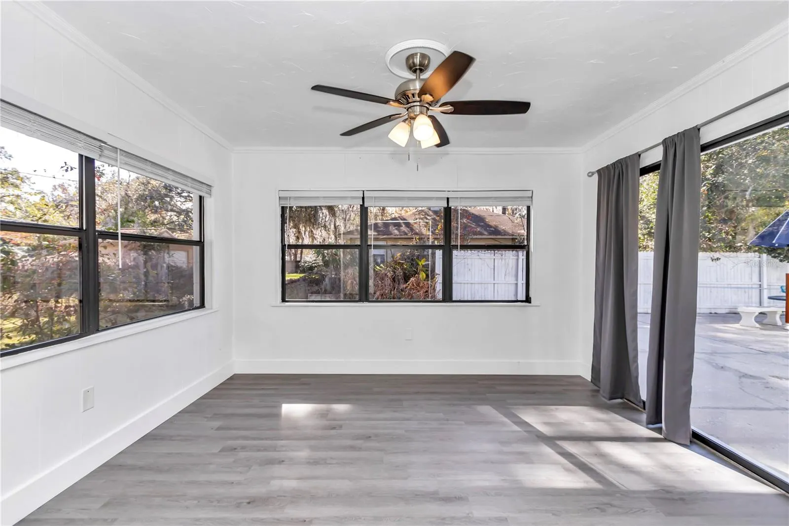 520 SW 38TH ST