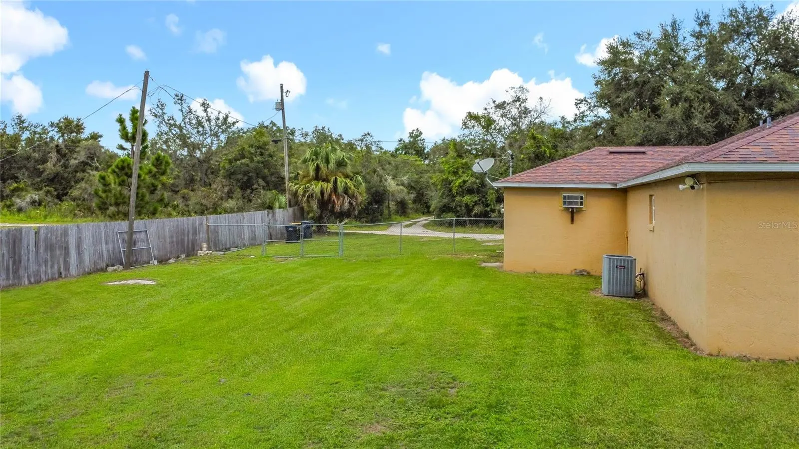2416 TURKEY OAK RD