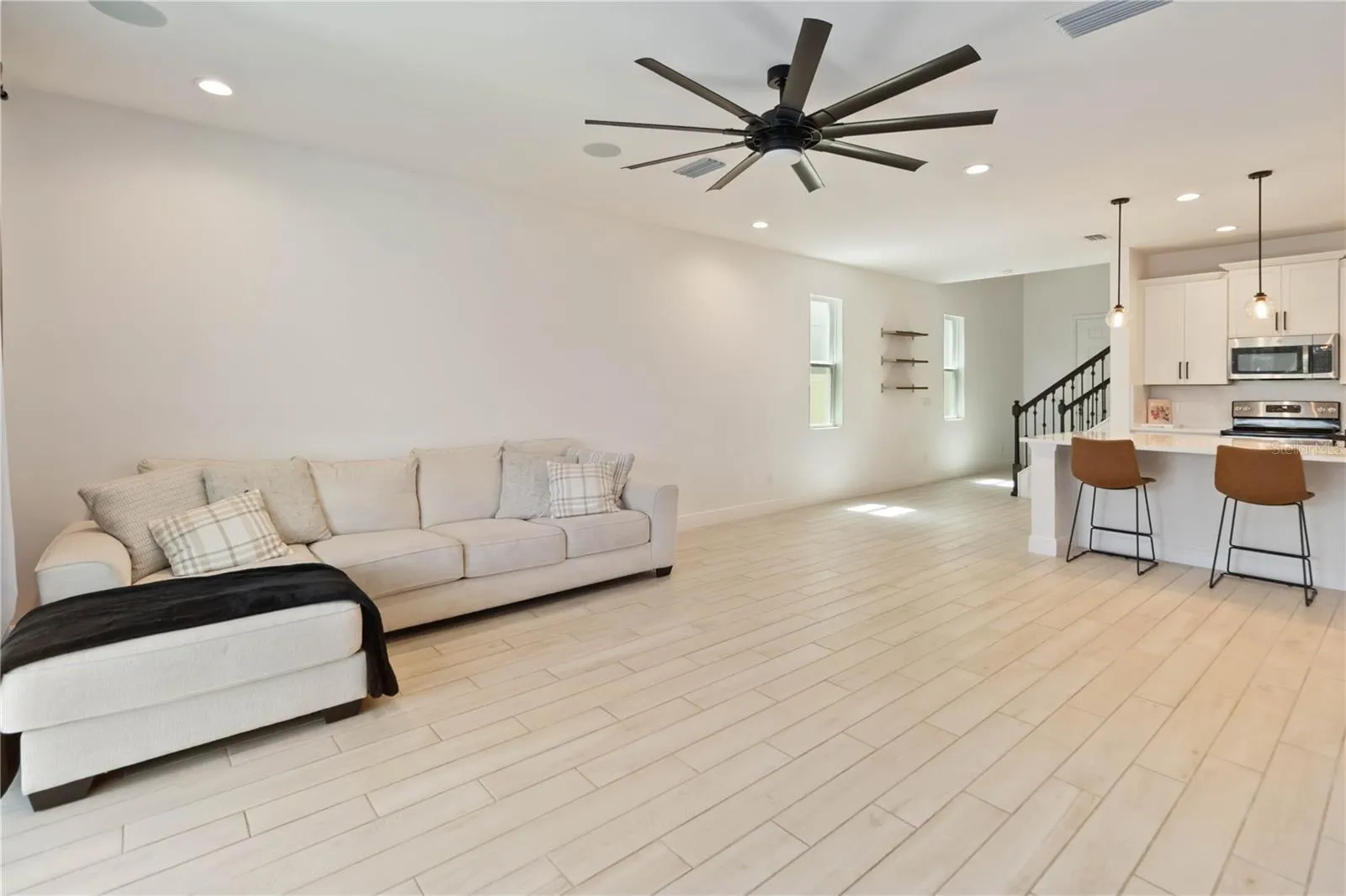 1161 GRAND HAMMOCK CT