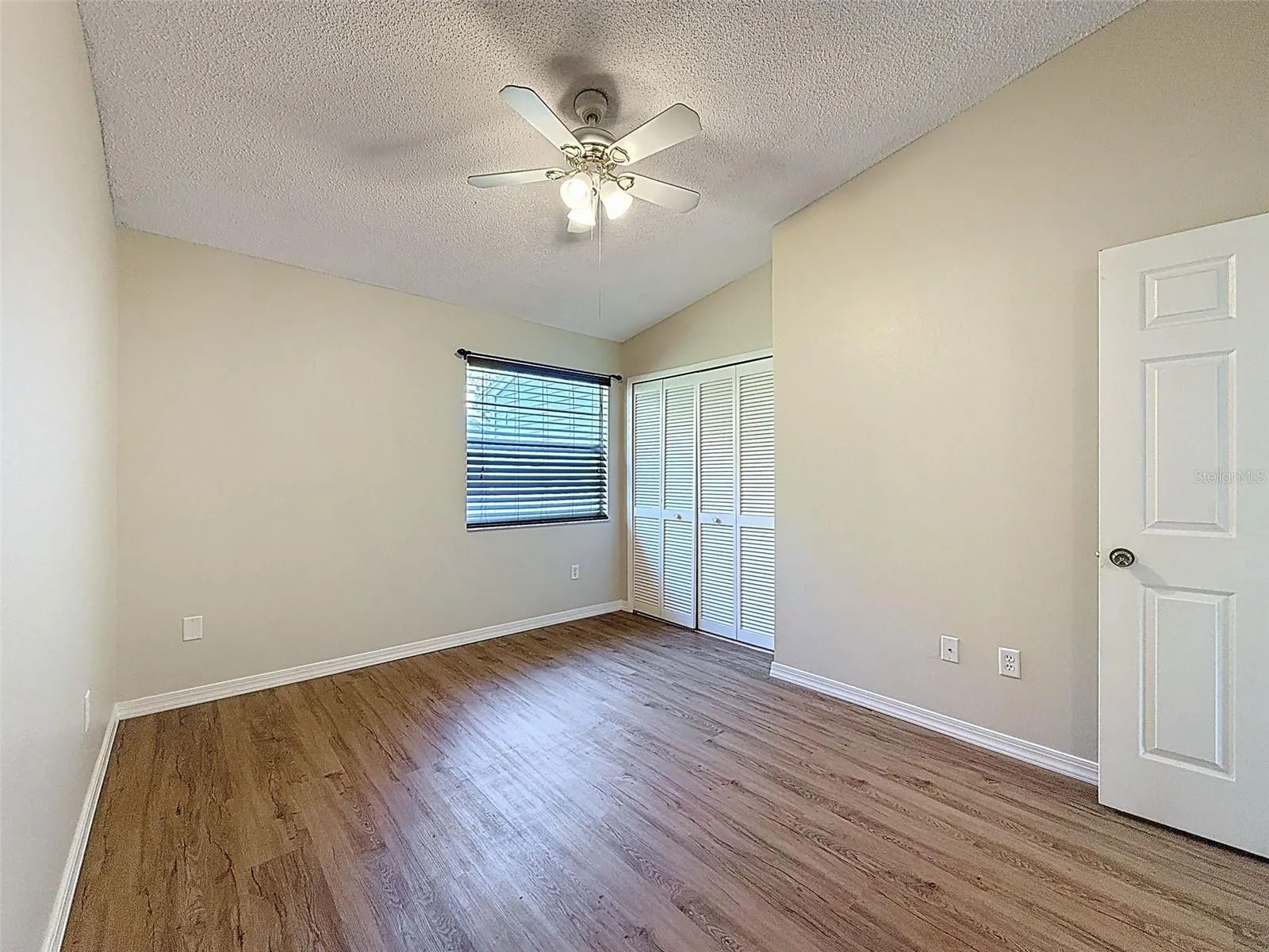 2161 FOX CHASE BLVD