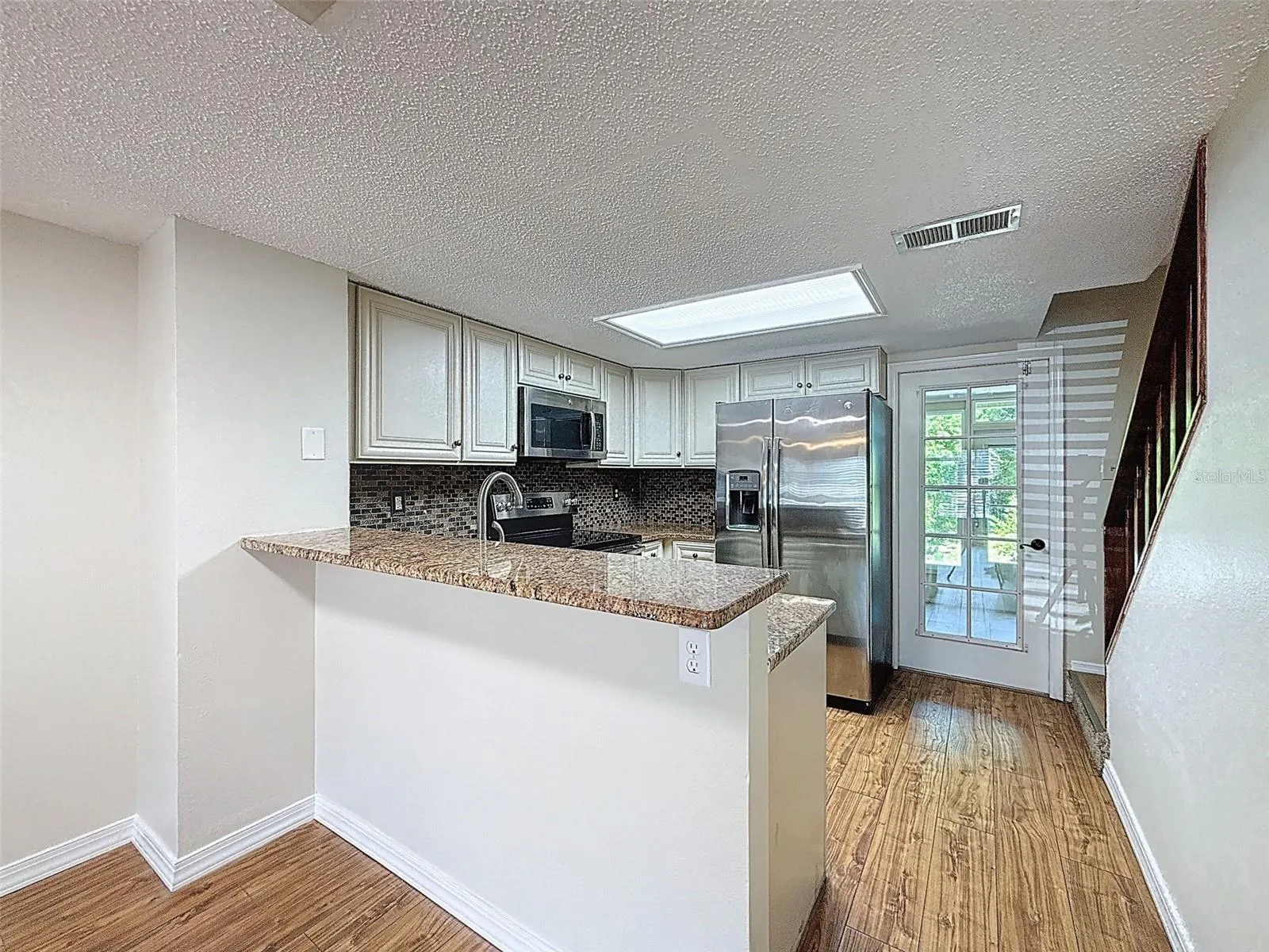 2161 FOX CHASE BLVD