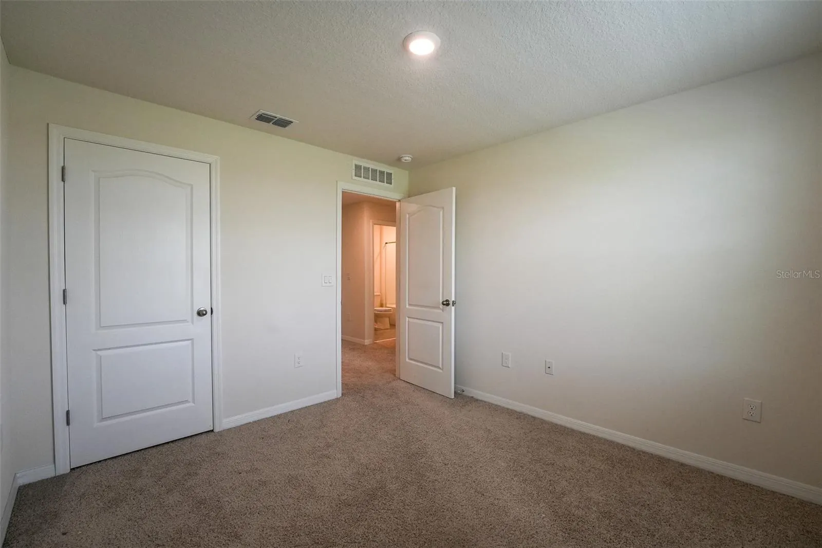 1804 KATZ CROSSING DR