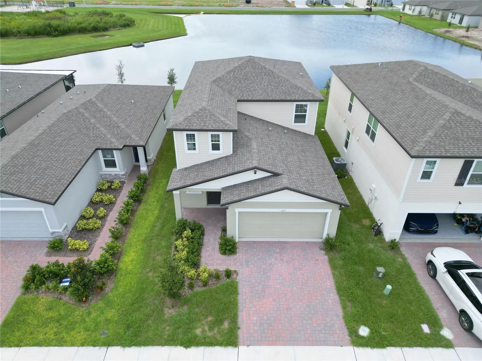 3213 VICEROY CT
