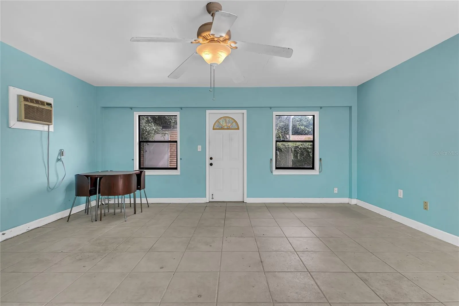 1325 N LAKE OTIS DR