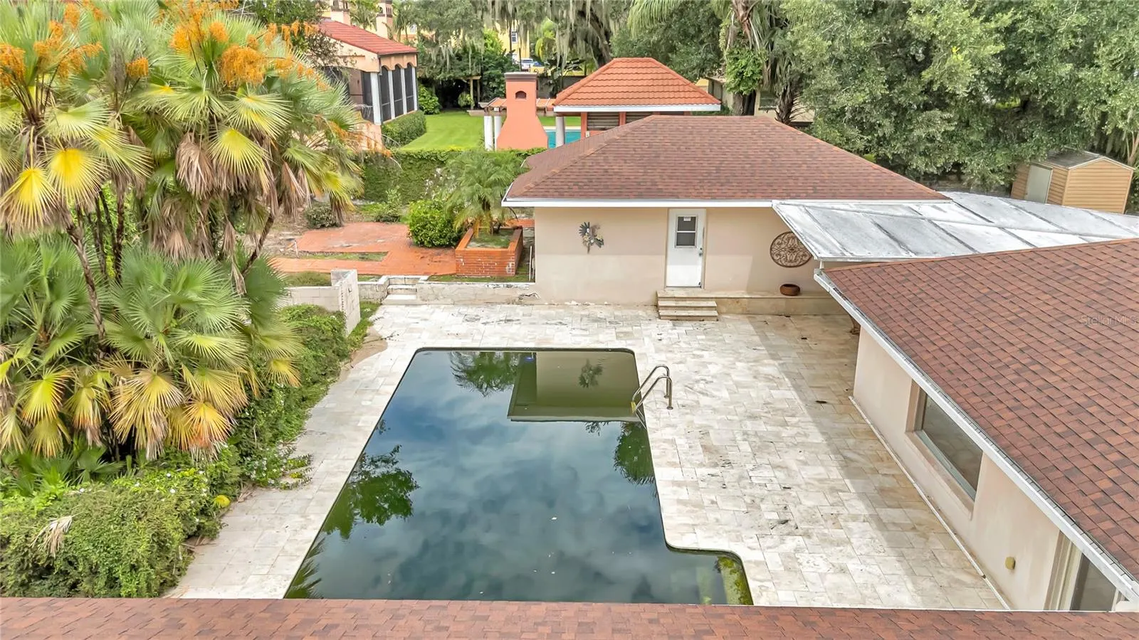 1325 N LAKE OTIS DR
