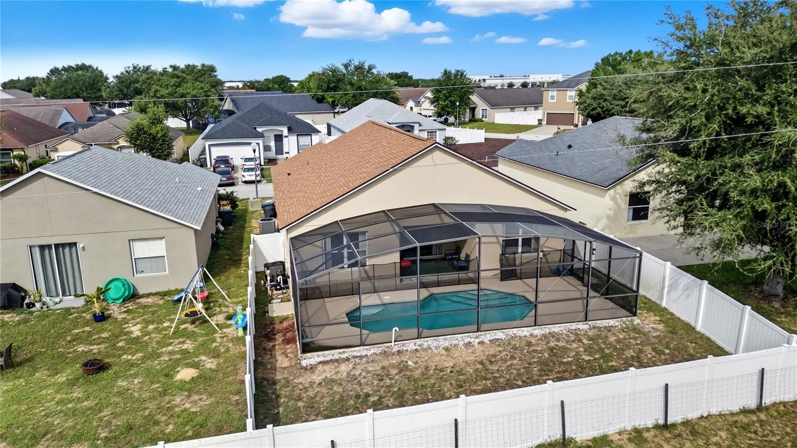 1345 KNOLLWOOD DR