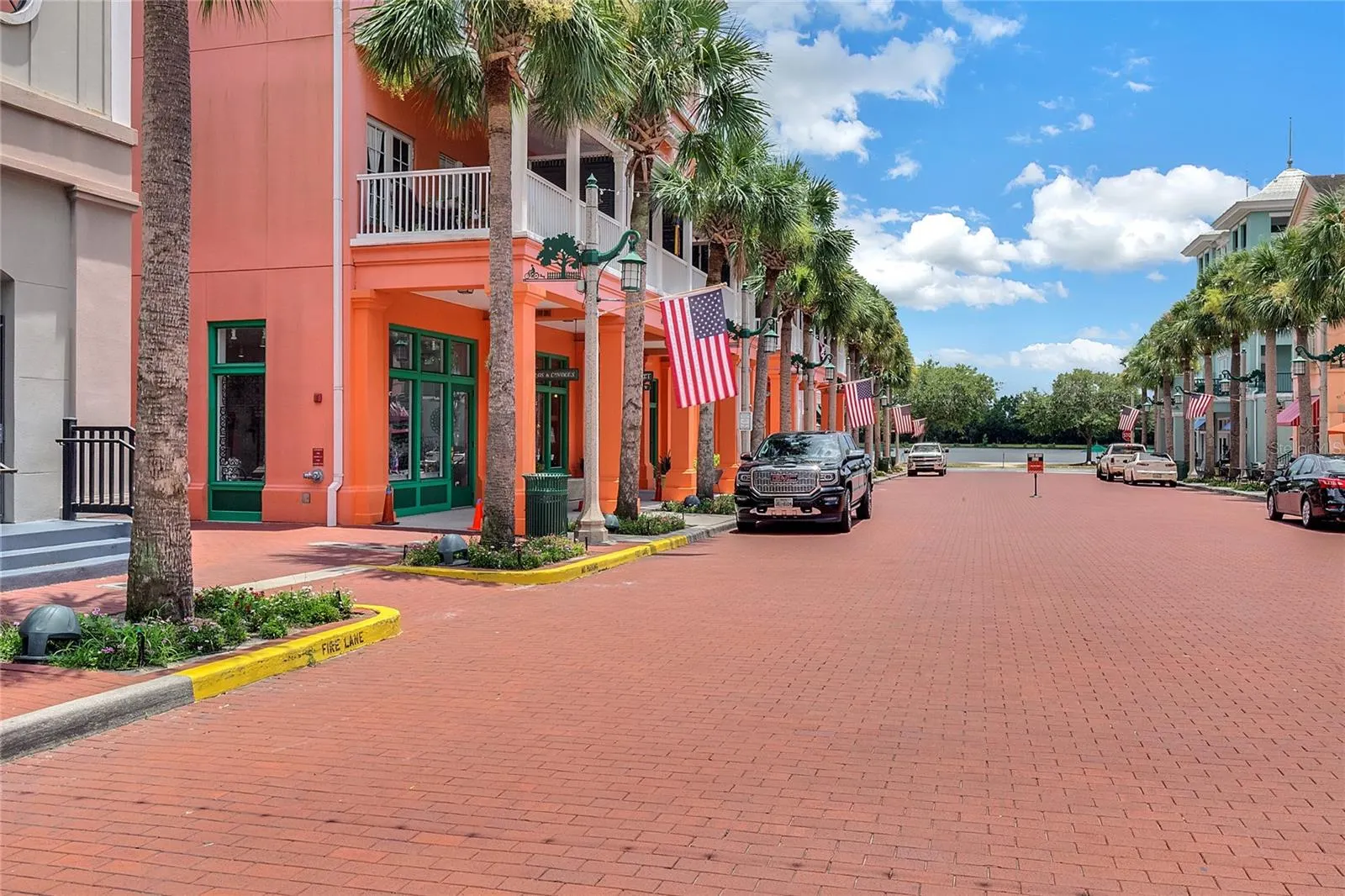 1121 CELEBRATION AVE #201, #201