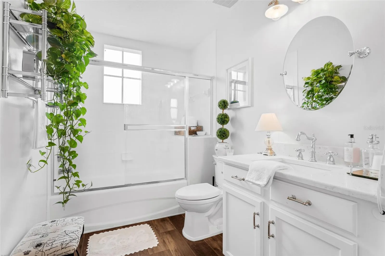 1121 CELEBRATION AVE #201, #201