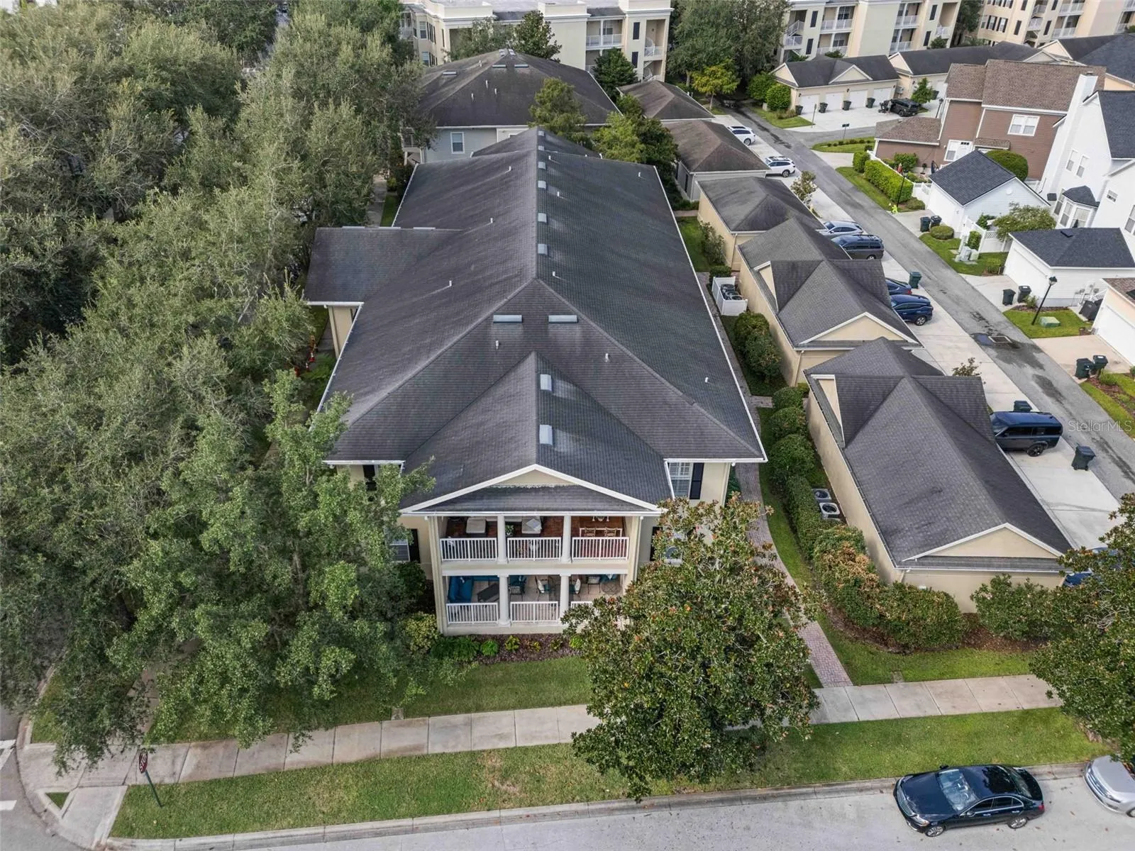 1121 CELEBRATION AVE #201, #201