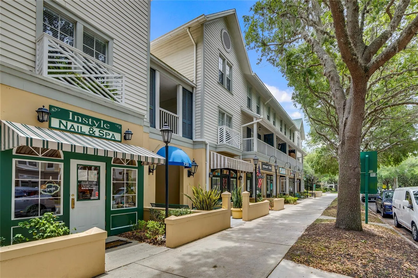 1121 CELEBRATION AVE #201, #201