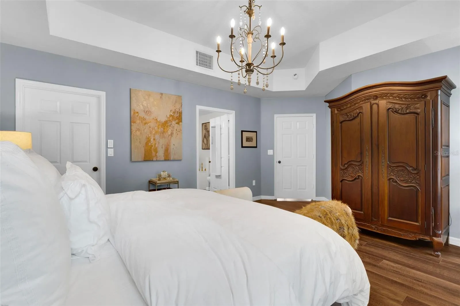1121 CELEBRATION AVE #201, #201