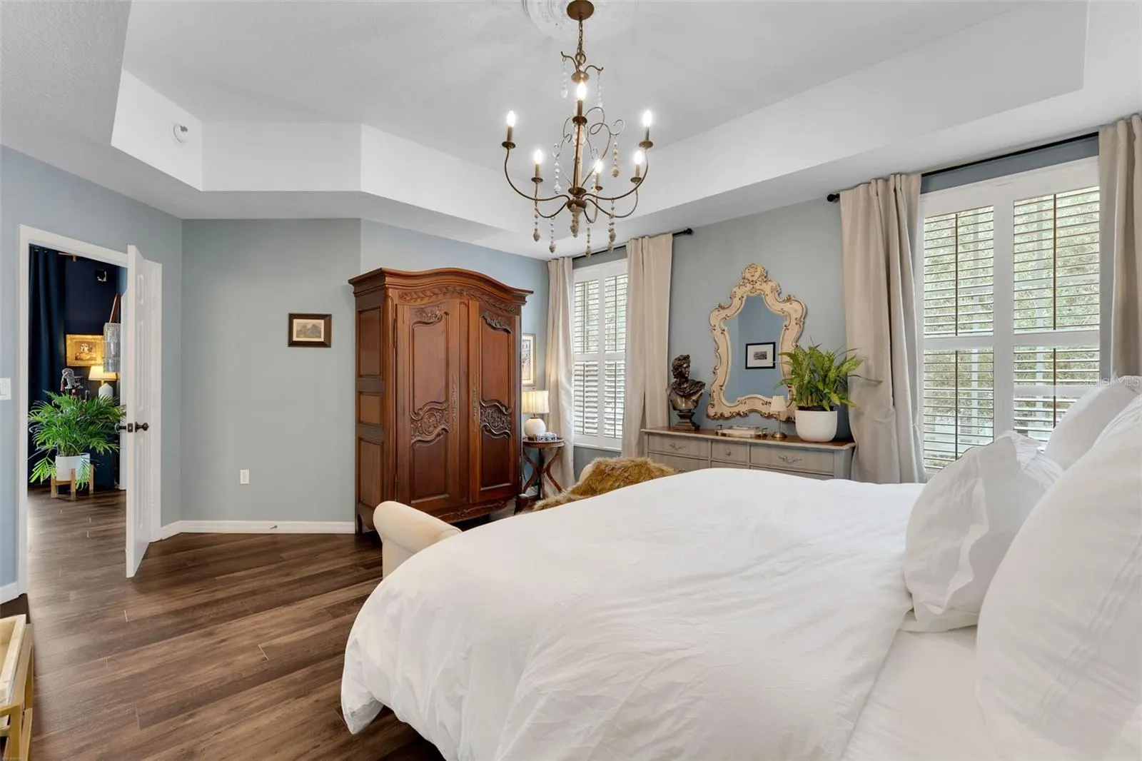 1121 CELEBRATION AVE #201, #201