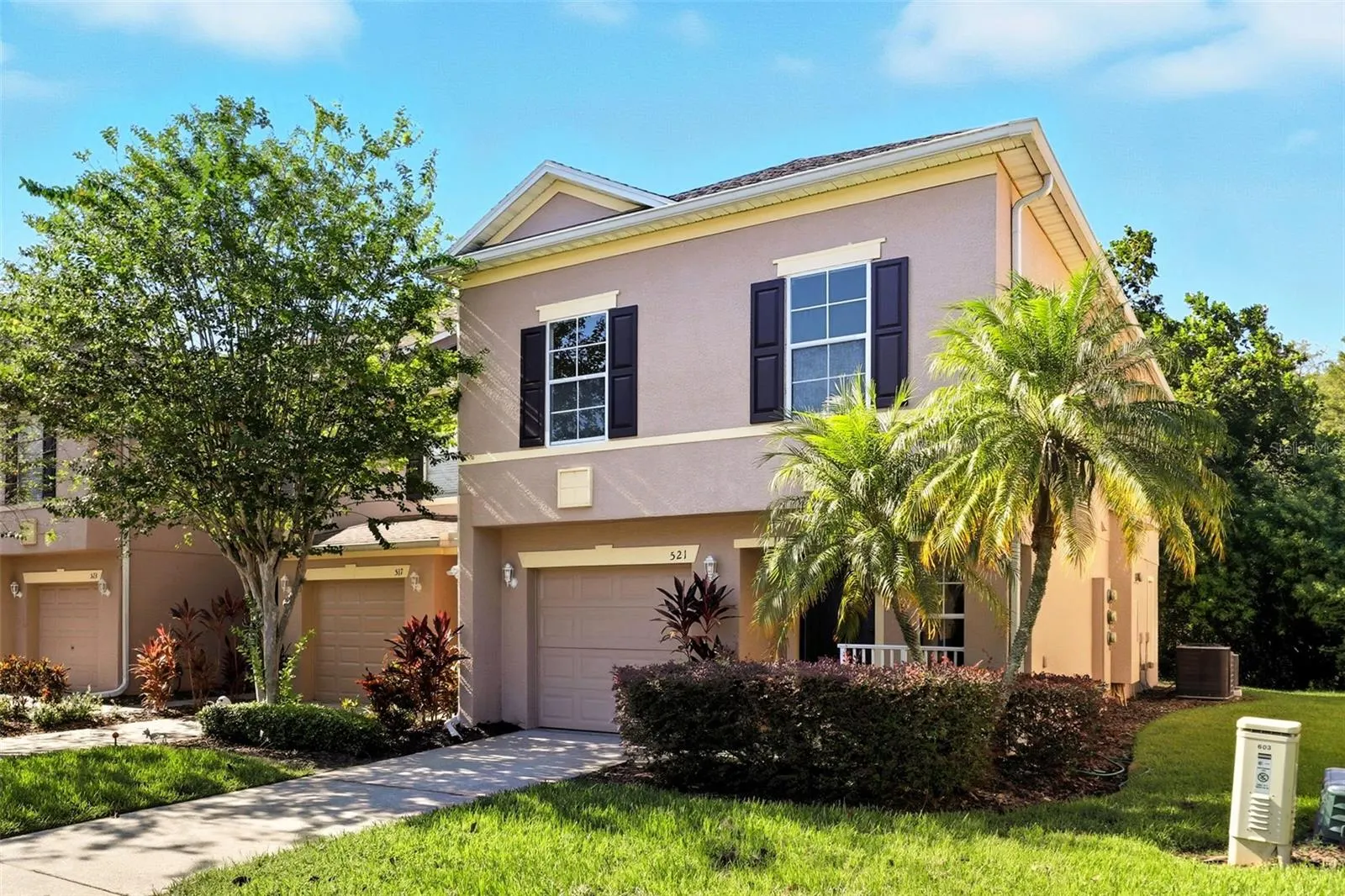 521 INTERLUDE LN #H, #H