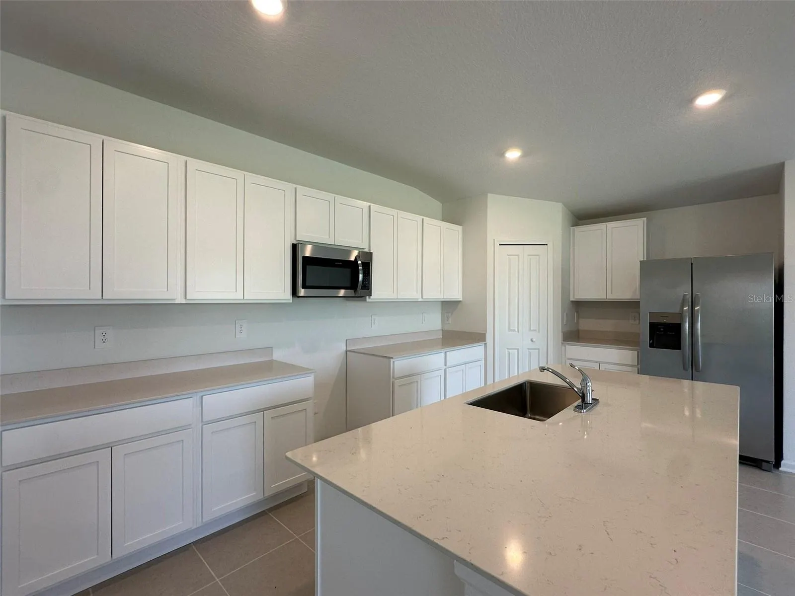 3489 CHINOTTO DR