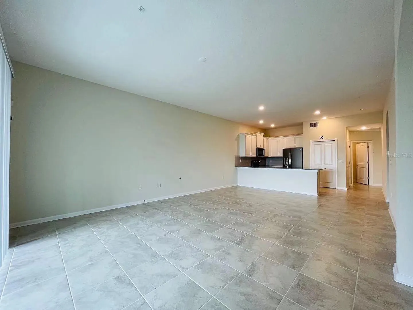 1161 DROP LN