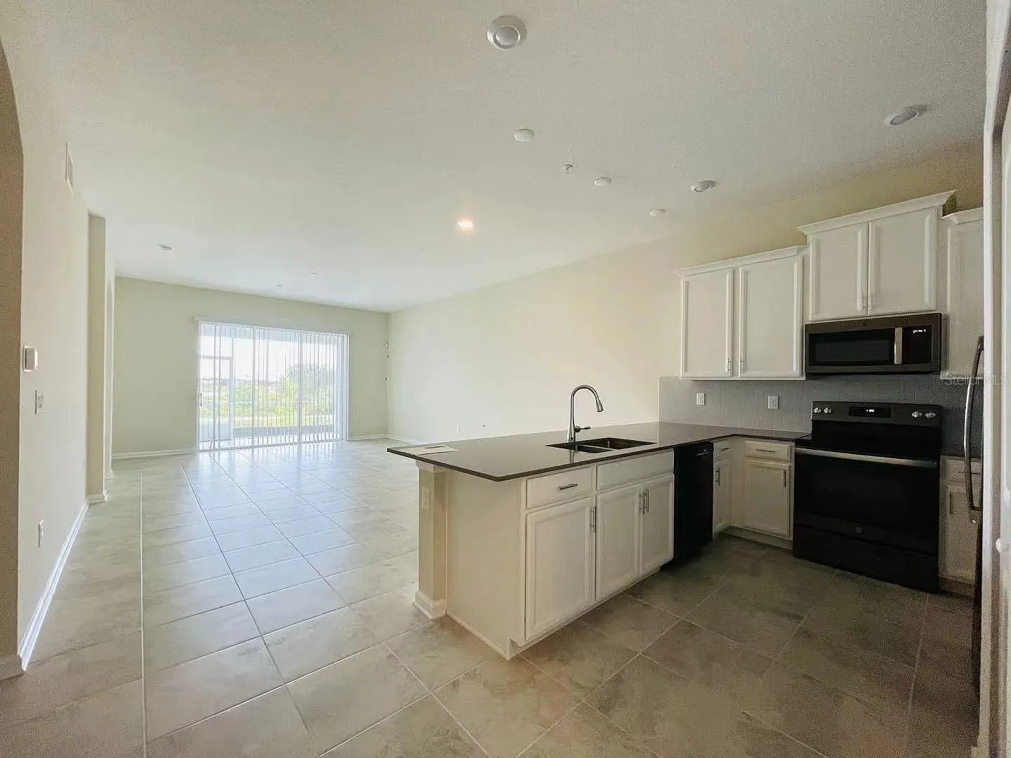 1161 DROP LN